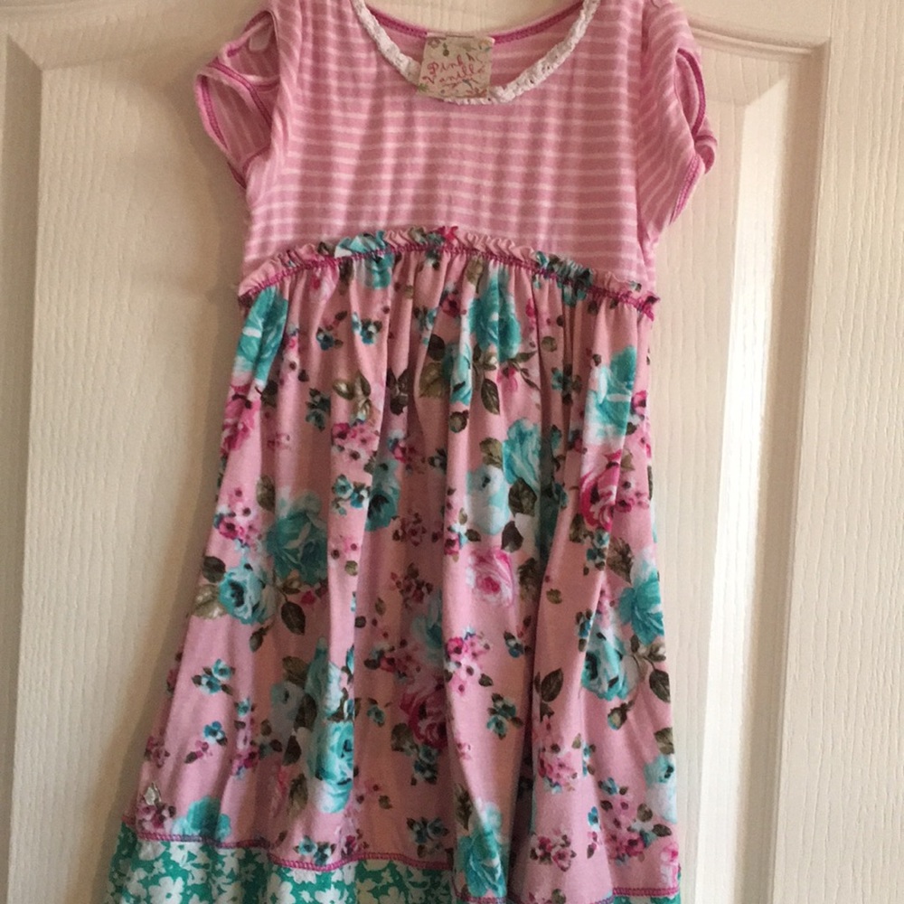Pink Vanilla girls size 6 dress